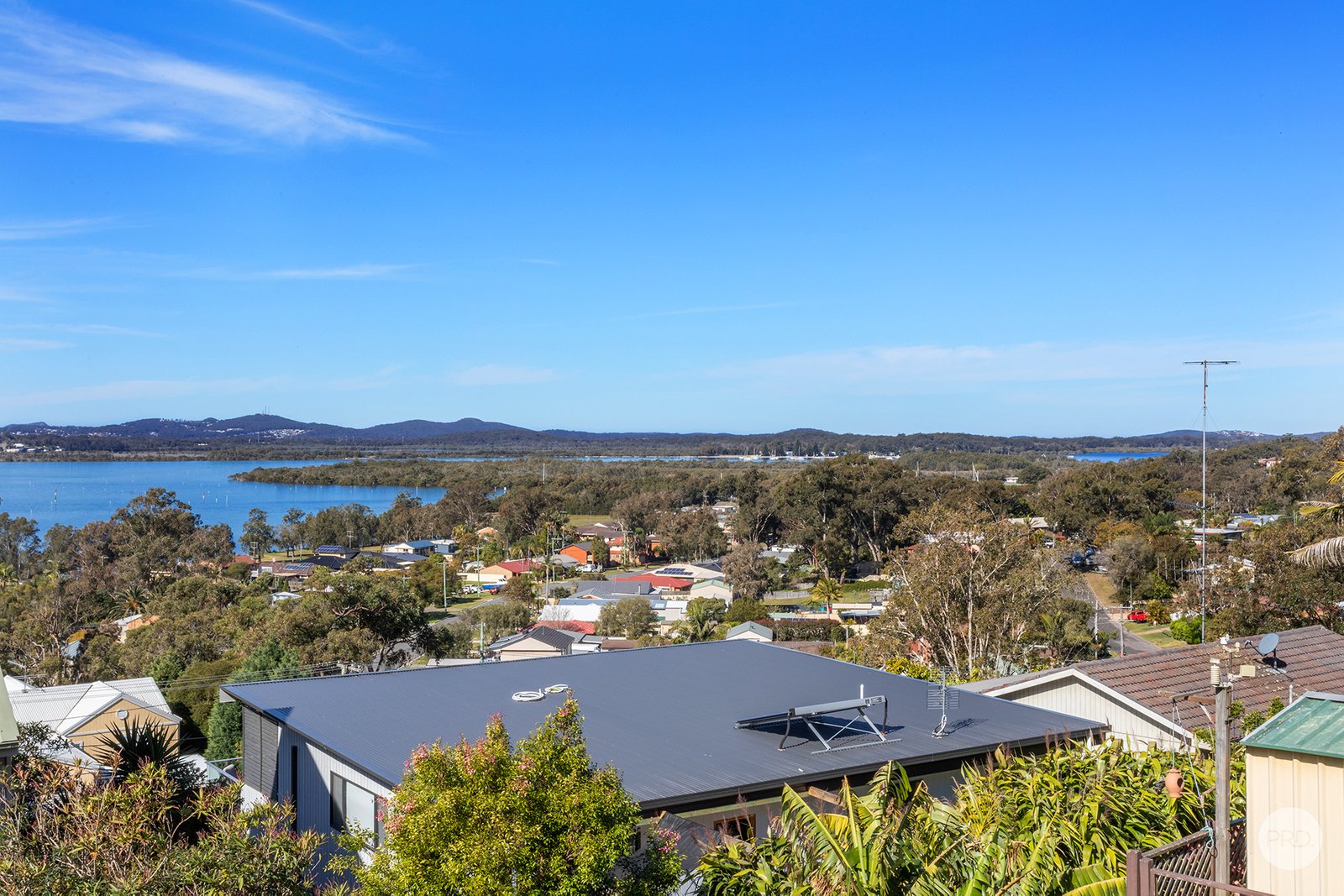 36 Whitbread Drive LEMON TREE PASSAGE 27