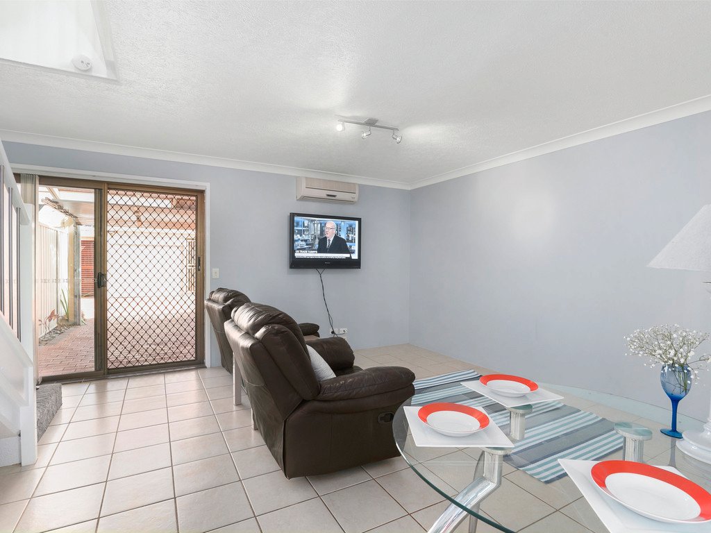 3/60 Coolangatta Road COOLANGATTA 3