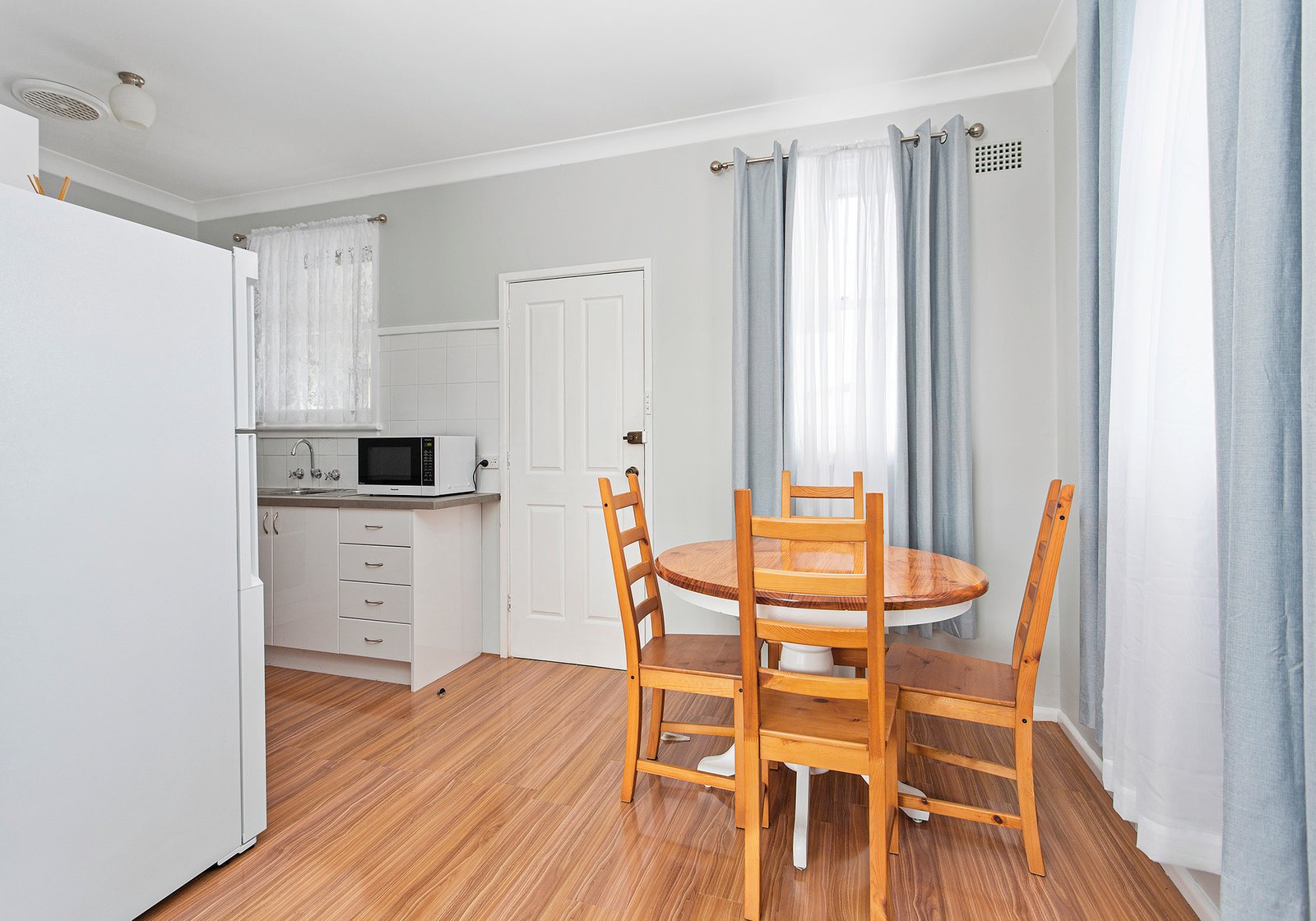 360 Kanahooka Rd  BROWNSVILLE 4