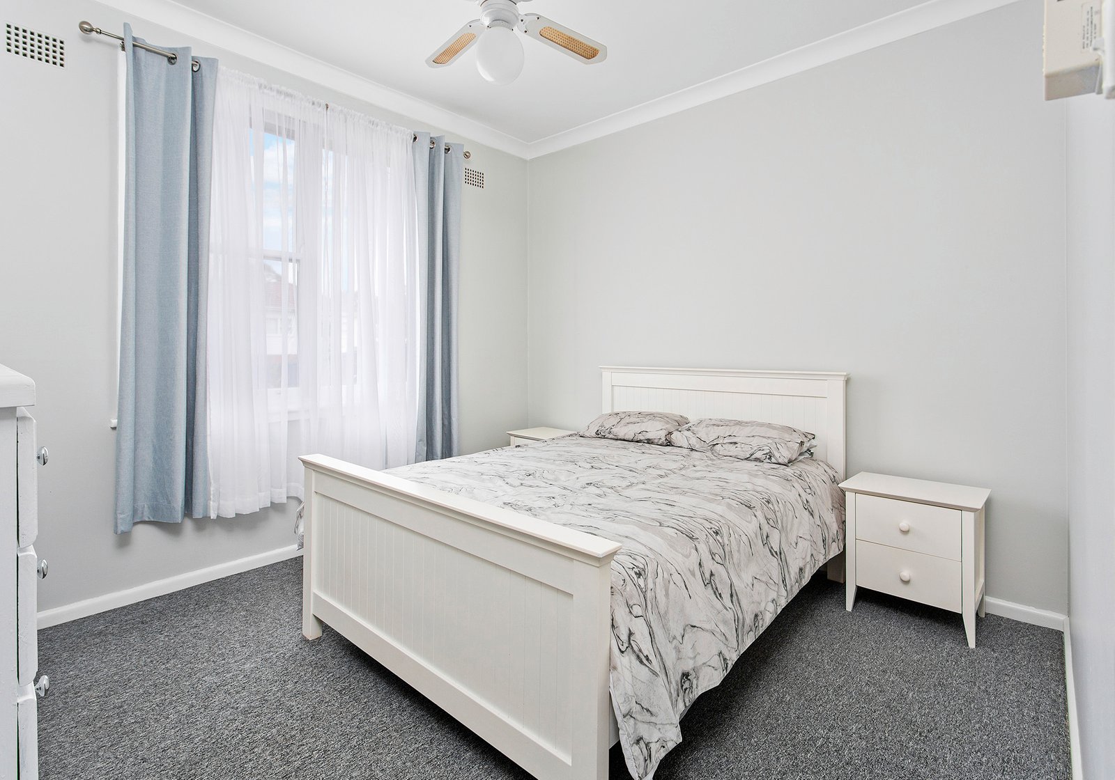 360 Kanahooka Rd  BROWNSVILLE 10