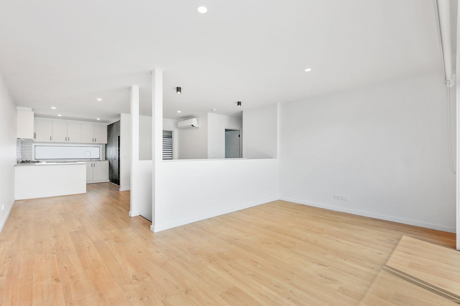 Gallery: 3/60 Mcmahons Road