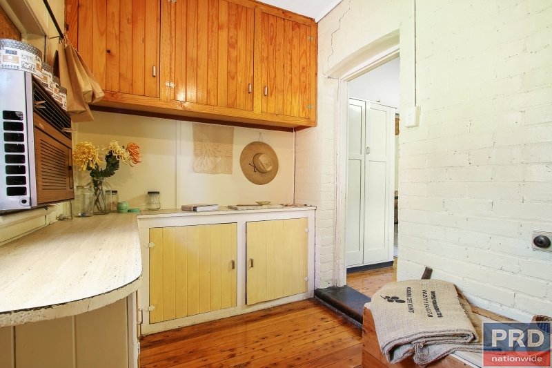 360 North Street NORTH ALBURY 5