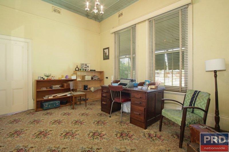 360 North Street NORTH ALBURY 9