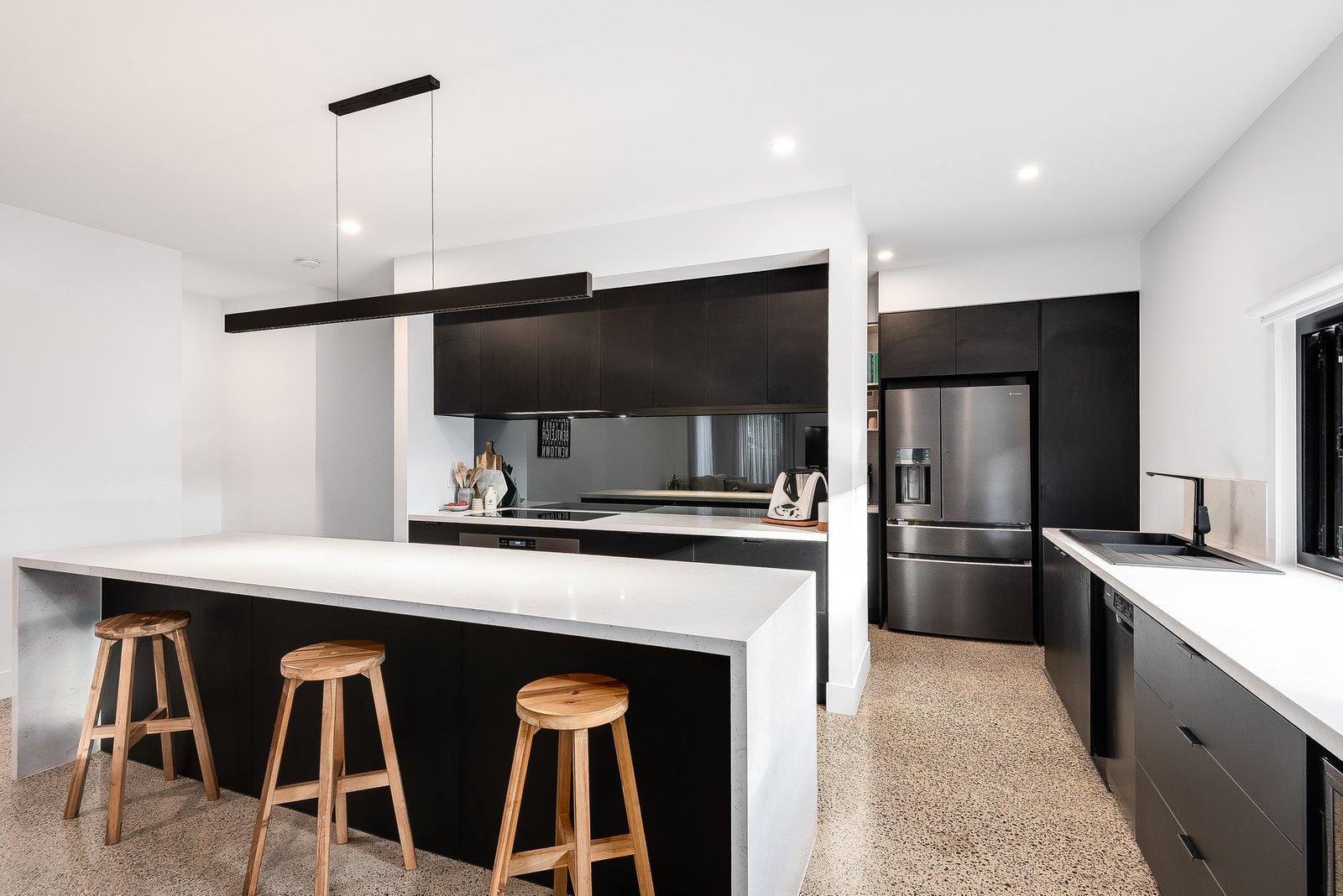 Gallery: 360A Autumn Street