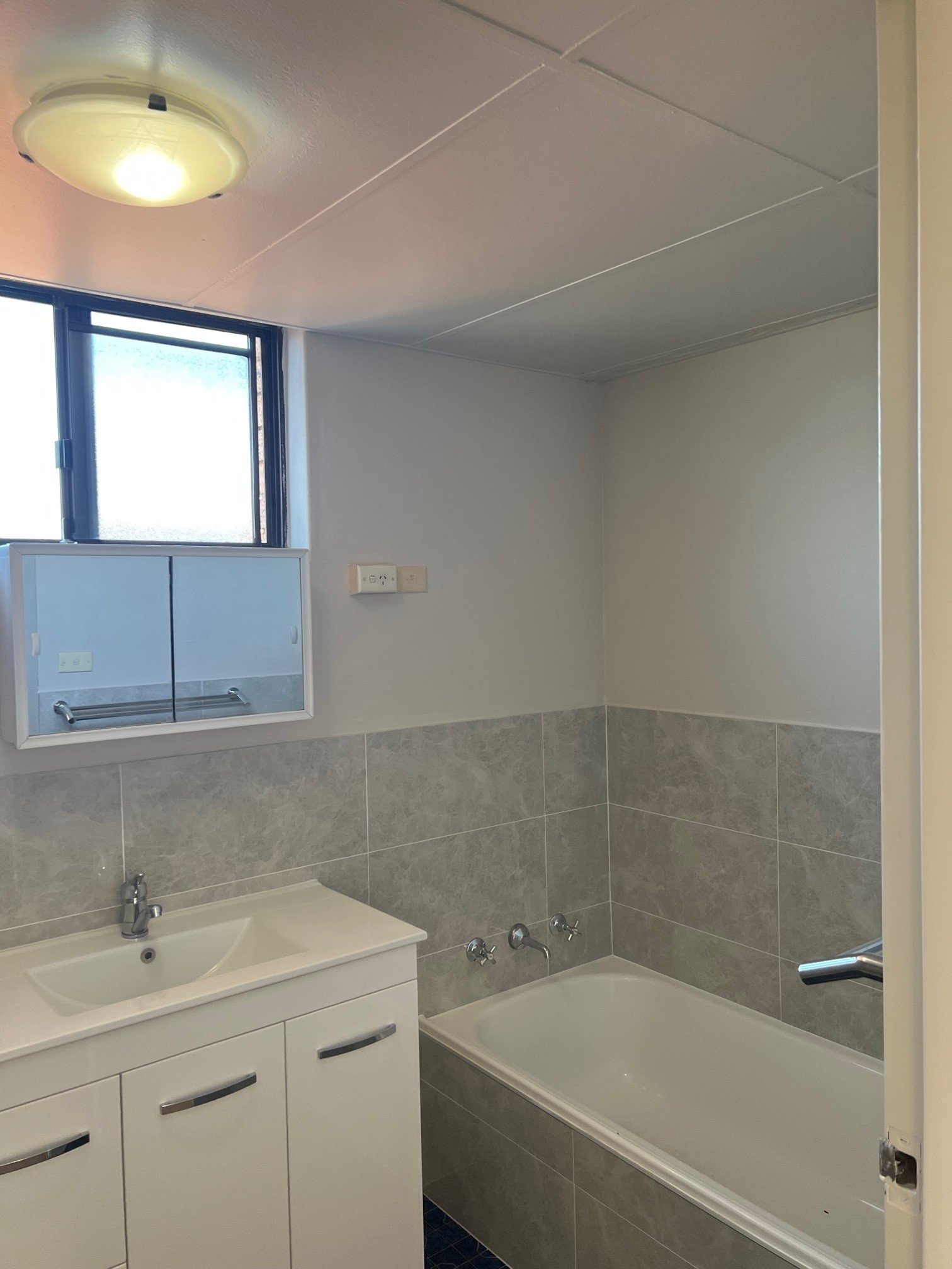 3/61 Goulburn Street LIVERPOOL 5