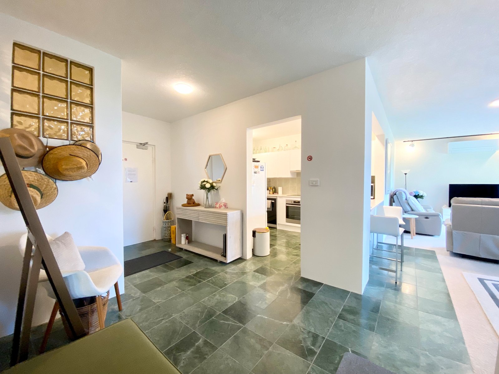 3/61 Ronald Avenue SHOAL BAY 1