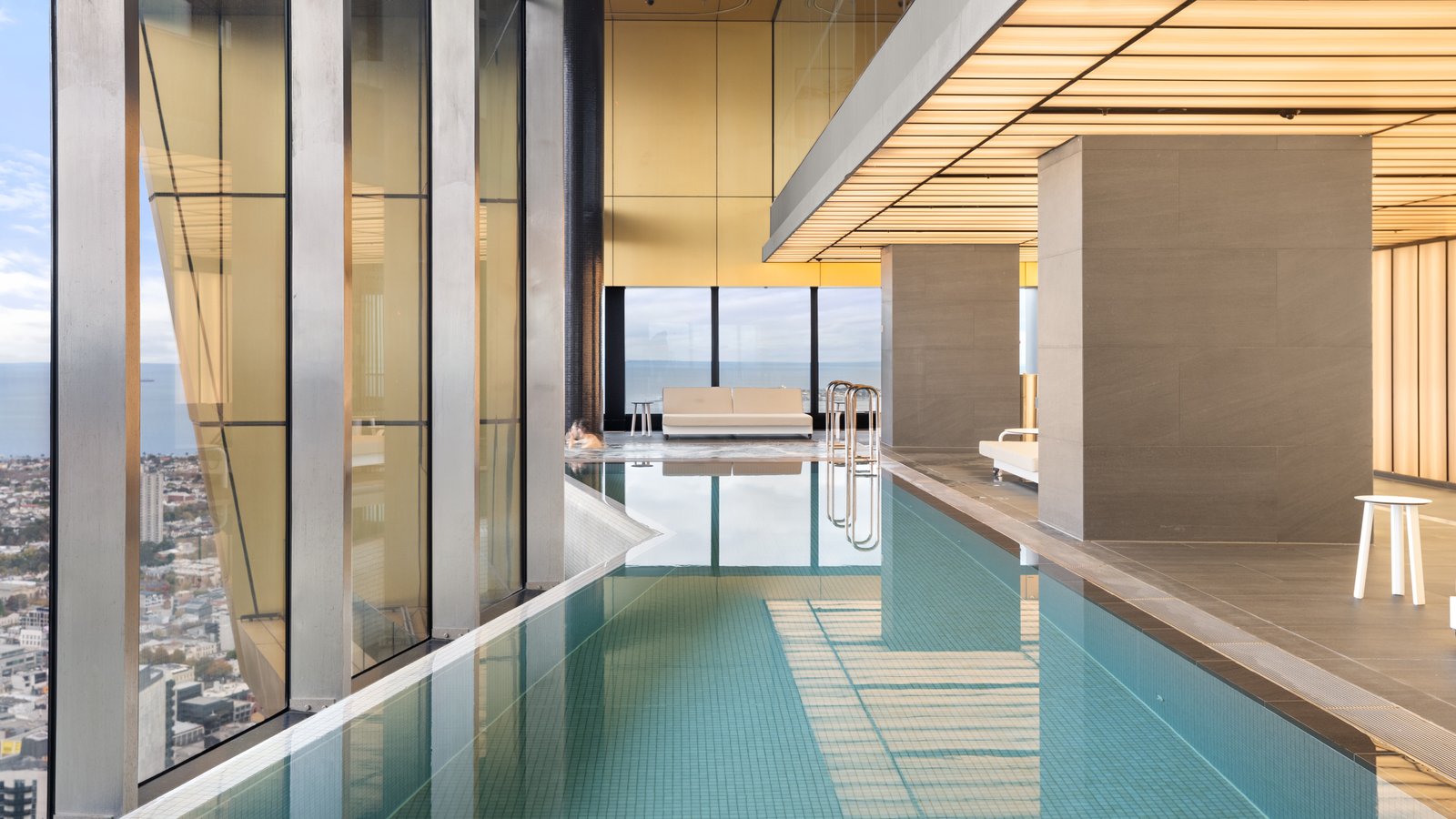 3614/70 Southbank Boulevard SOUTHBANK 13