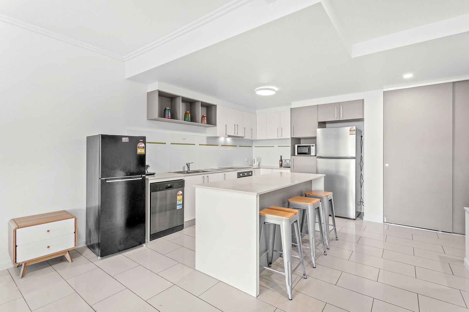 36/15 Flame Tree Court AIRLIE BEACH 6