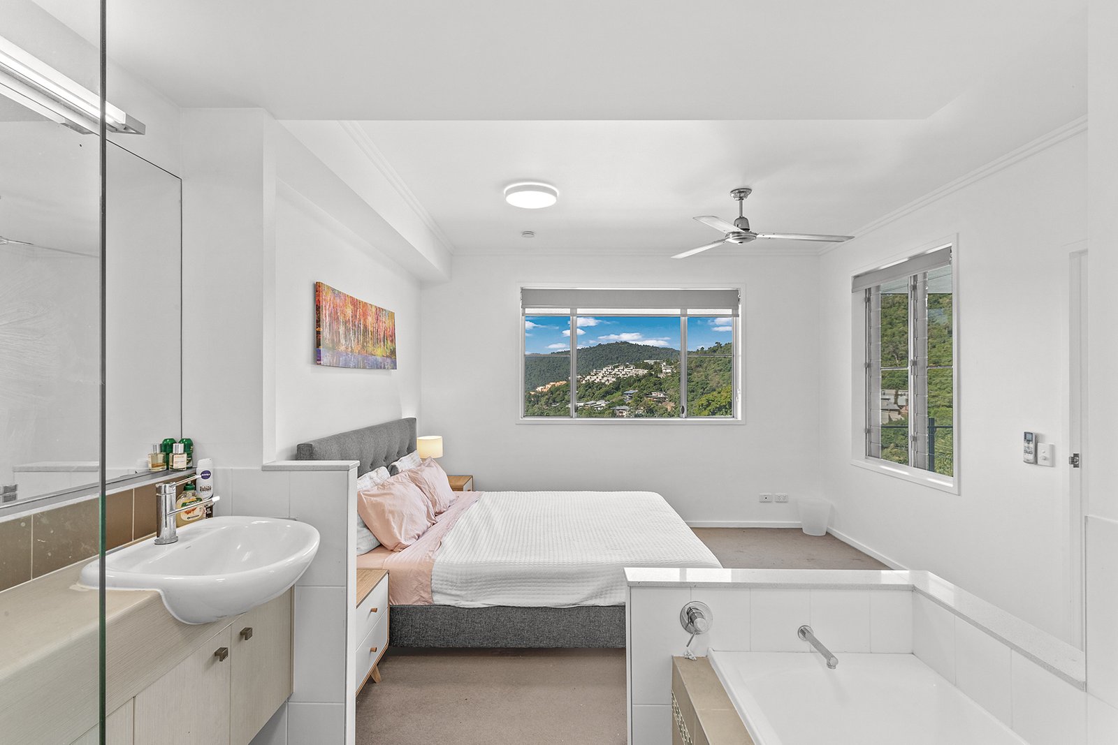 36/15 Flame Tree Court AIRLIE BEACH 14