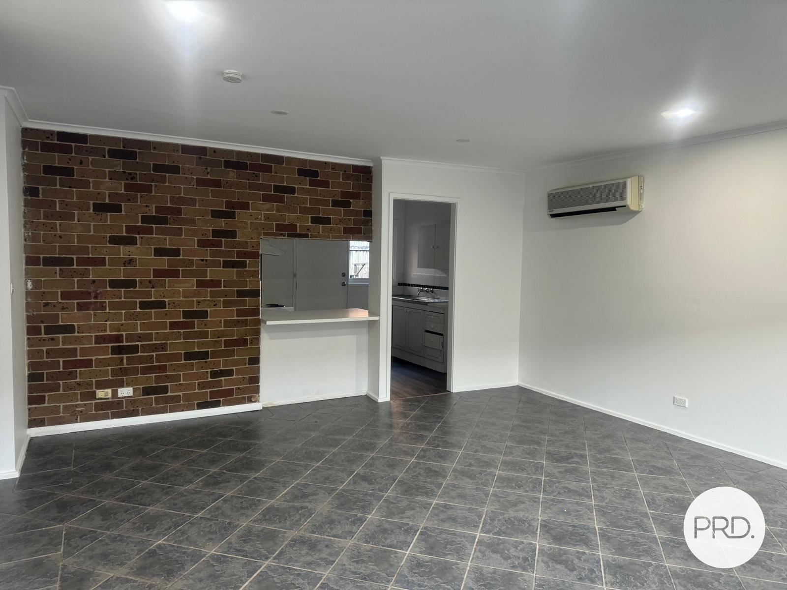 3/62-64 Macquarie Road INGLEBURN 3
