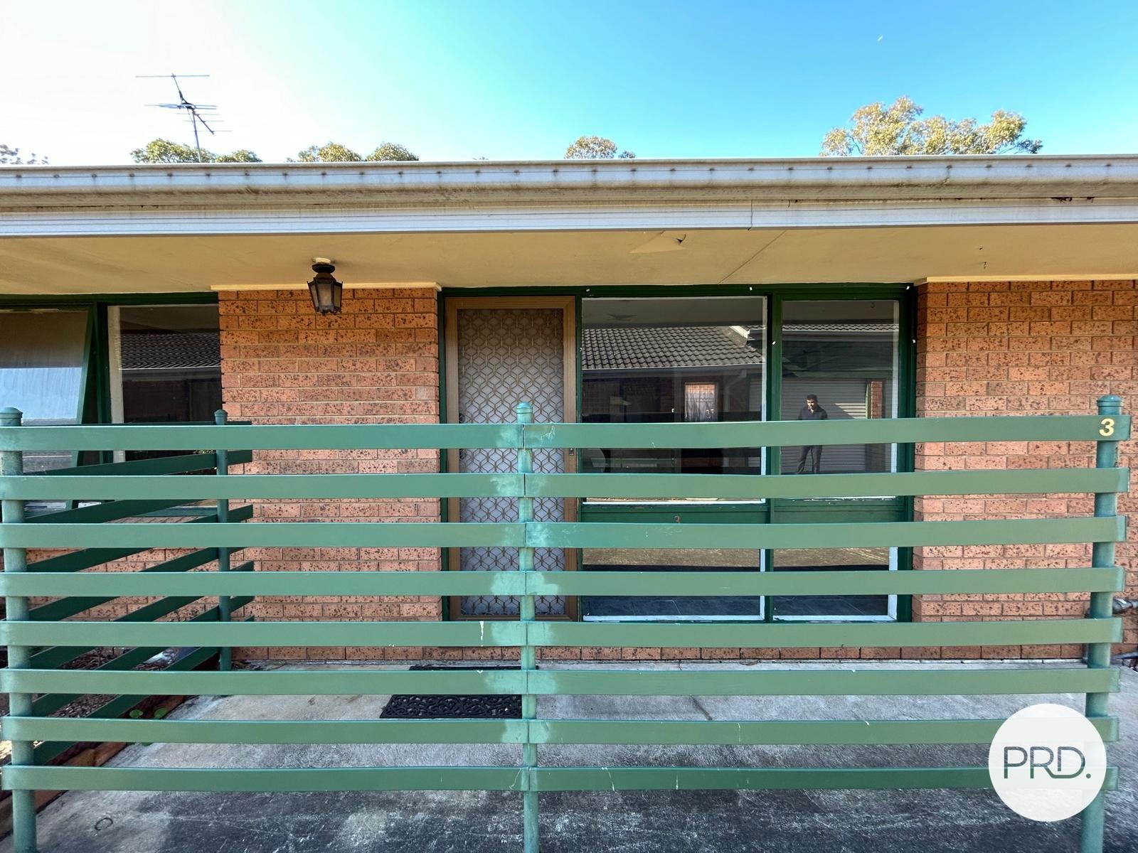 3/62-64 Macquarie Road INGLEBURN 9