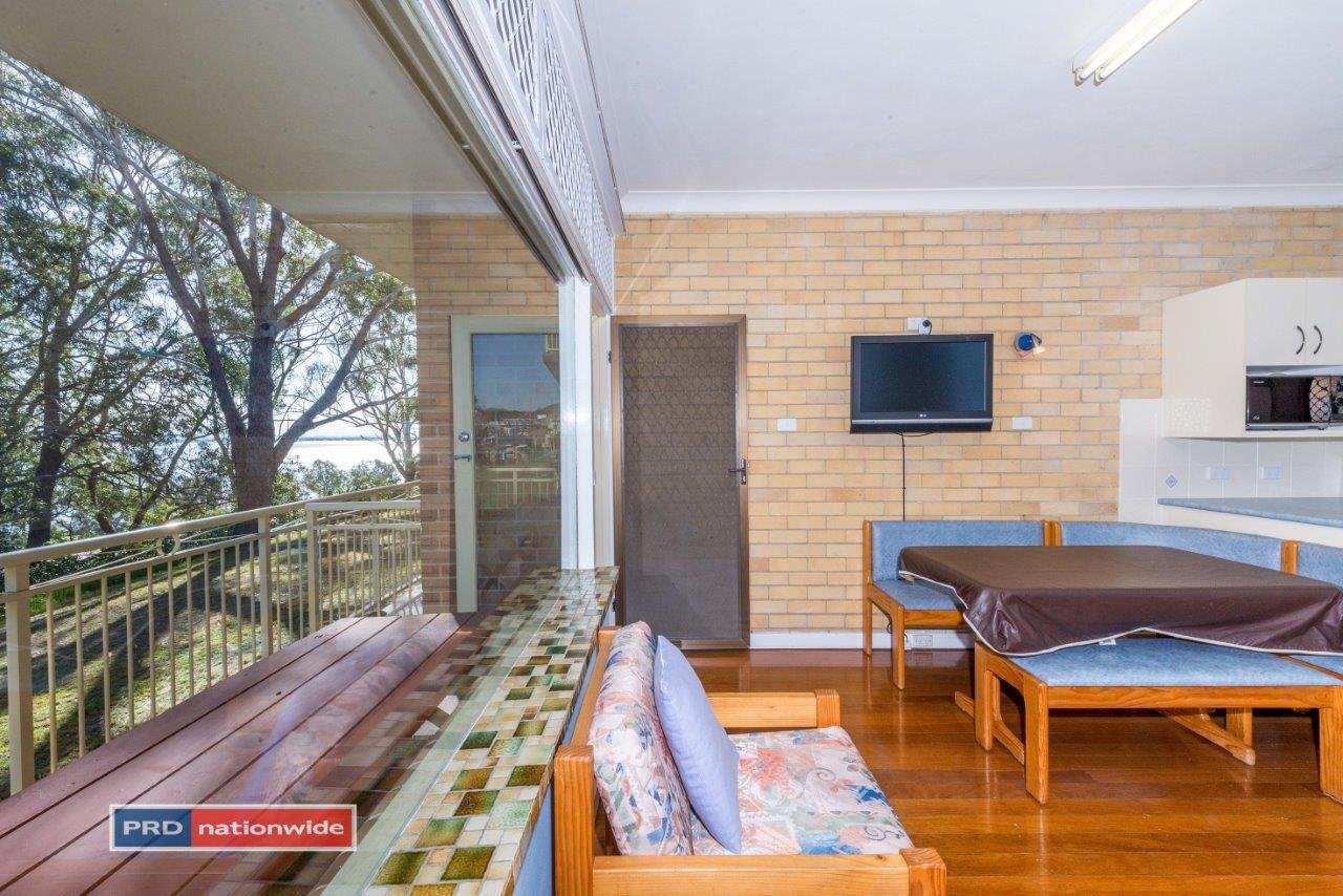 3/62-64 Magnus Street NELSON BAY 5