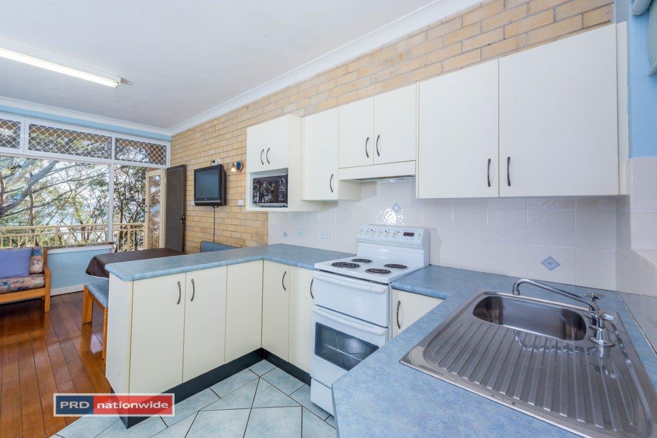 3/62-64 Magnus Street NELSON BAY 9