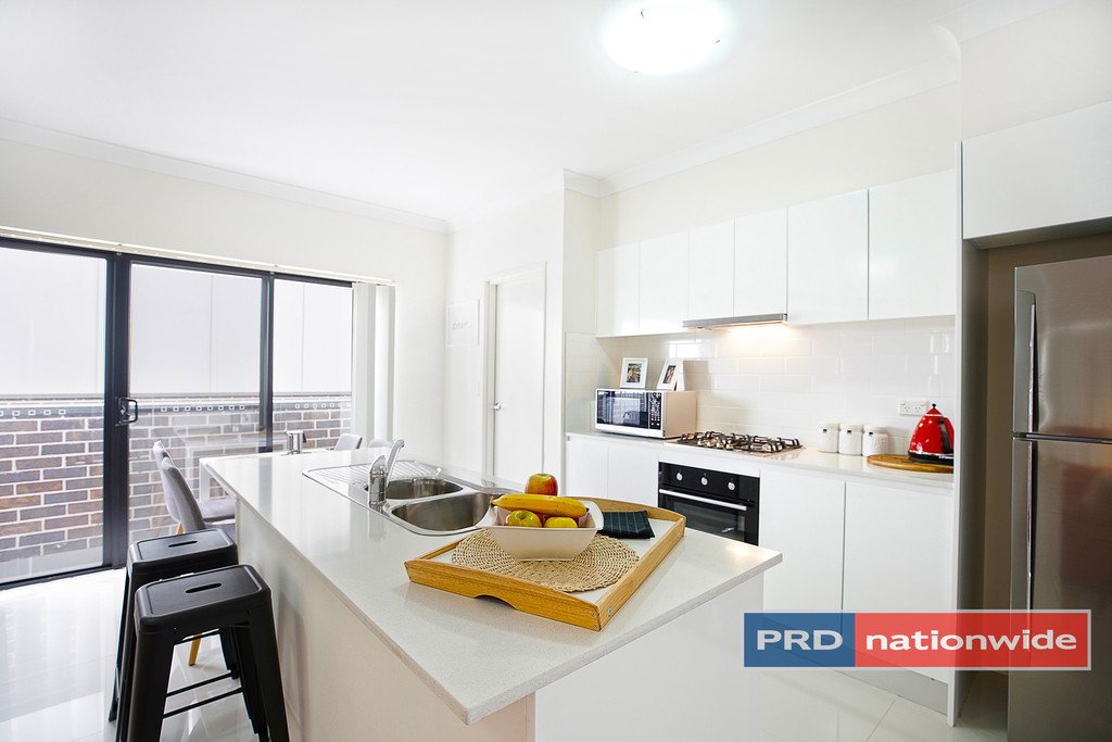 36/2 Glenmore Ridge Drive GLENMORE PARK 8