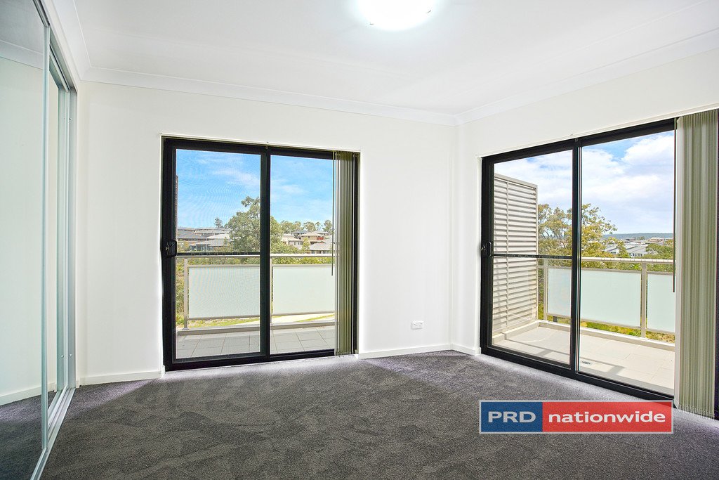 36/2 Glenmore Ridge Drive GLENMORE PARK 9