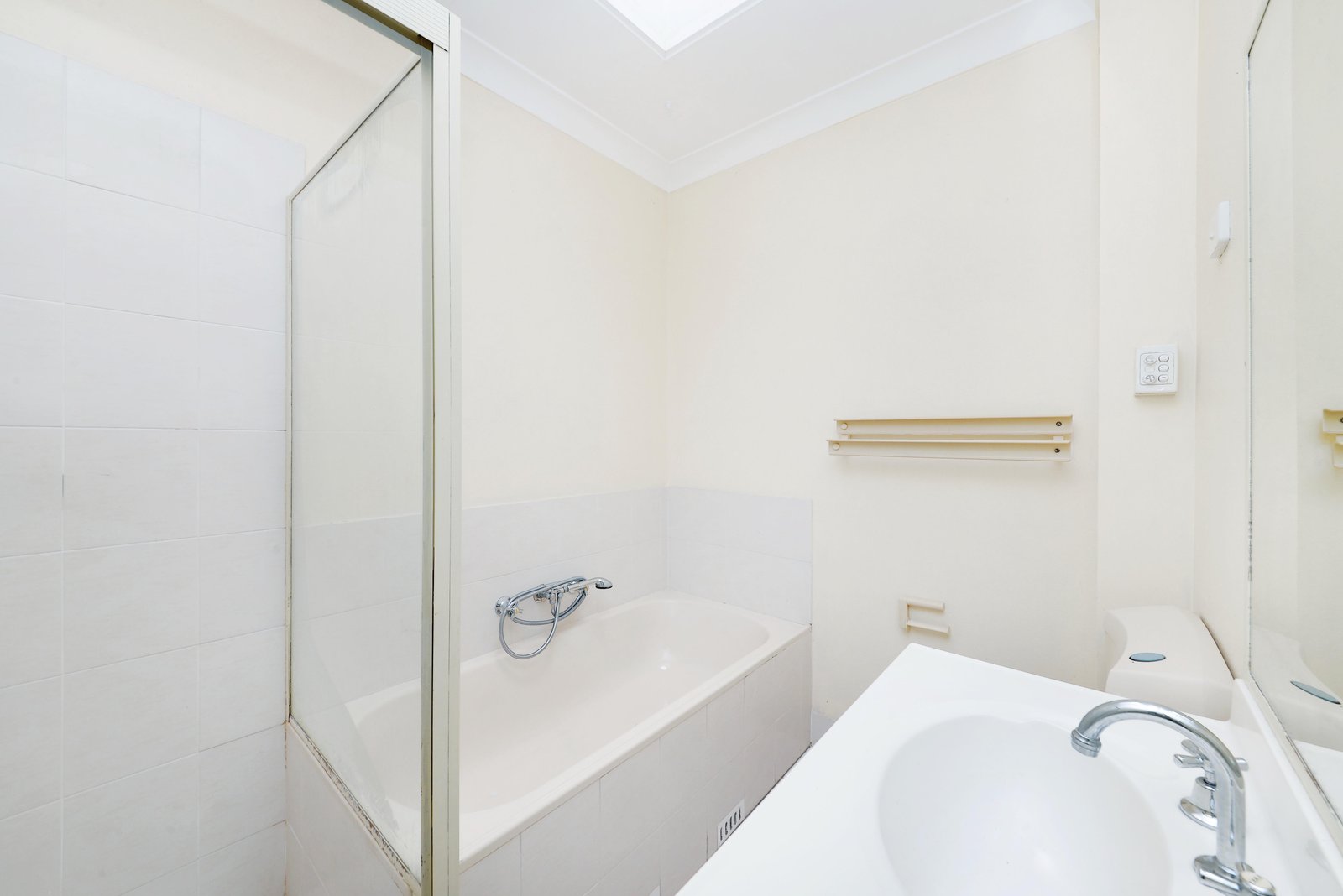 36/22-24 Wassell Street MATRAVILLE 9