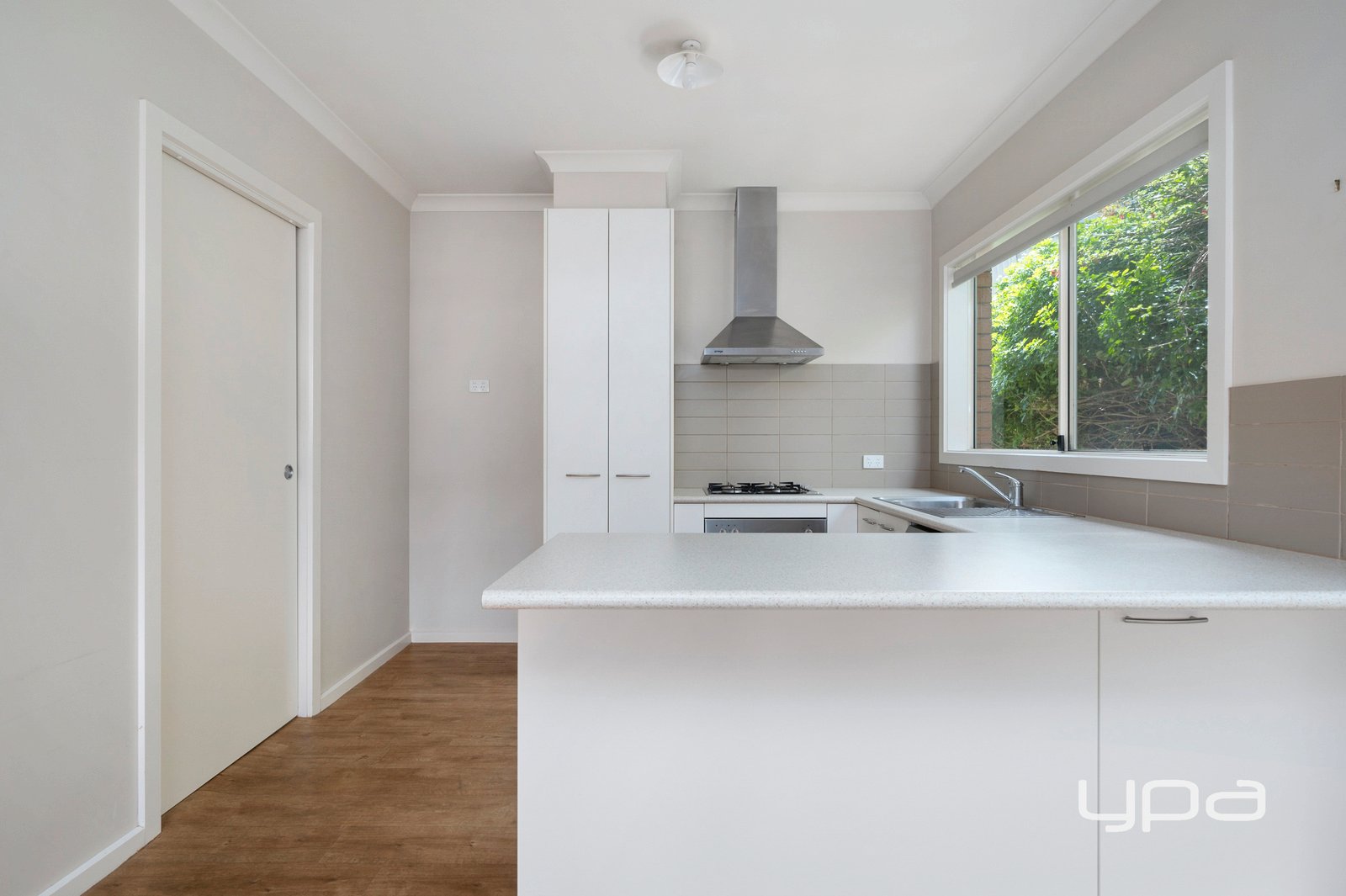 Gallery: 3/622 Bond Street