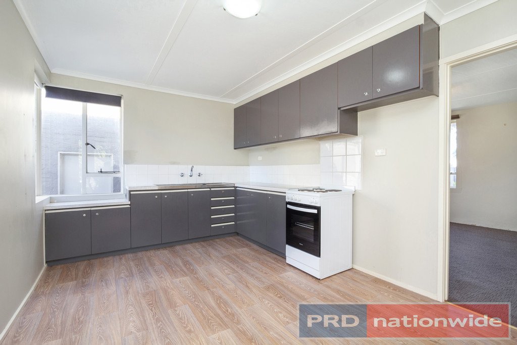 3/628 Wilson Street CANADIAN 4