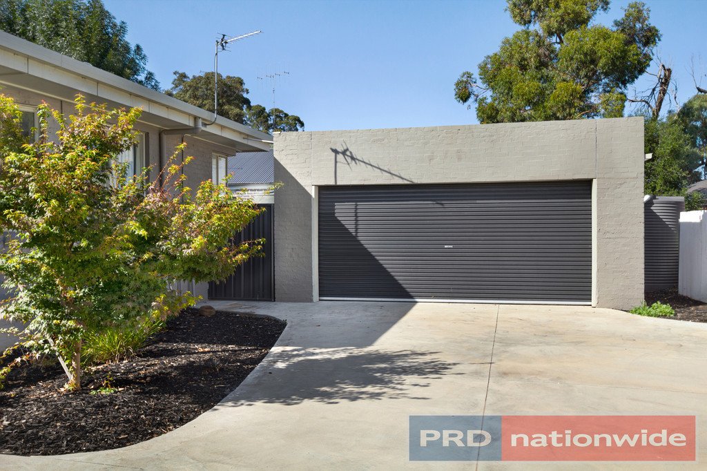 3/628 Wilson Street CANADIAN 9