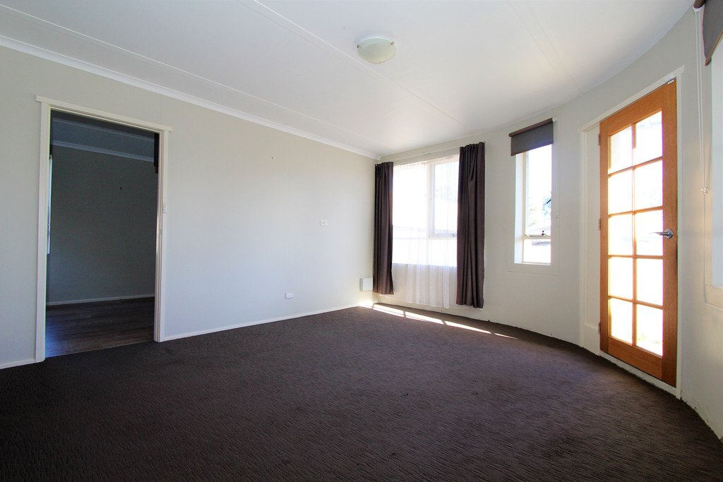 3/628 Wilson Street CANADIAN 2