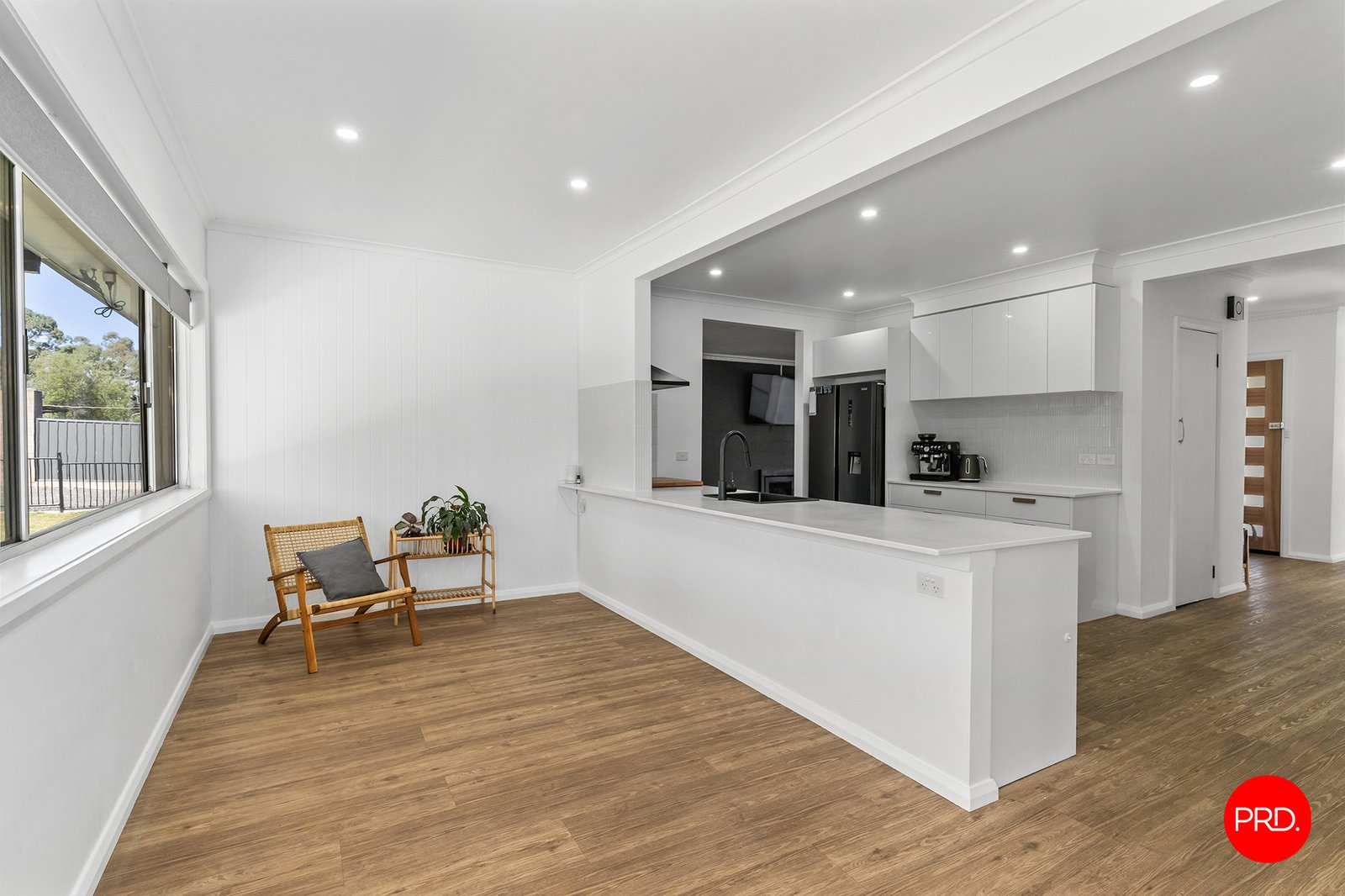 363-365 High Street KANGAROO FLAT 4