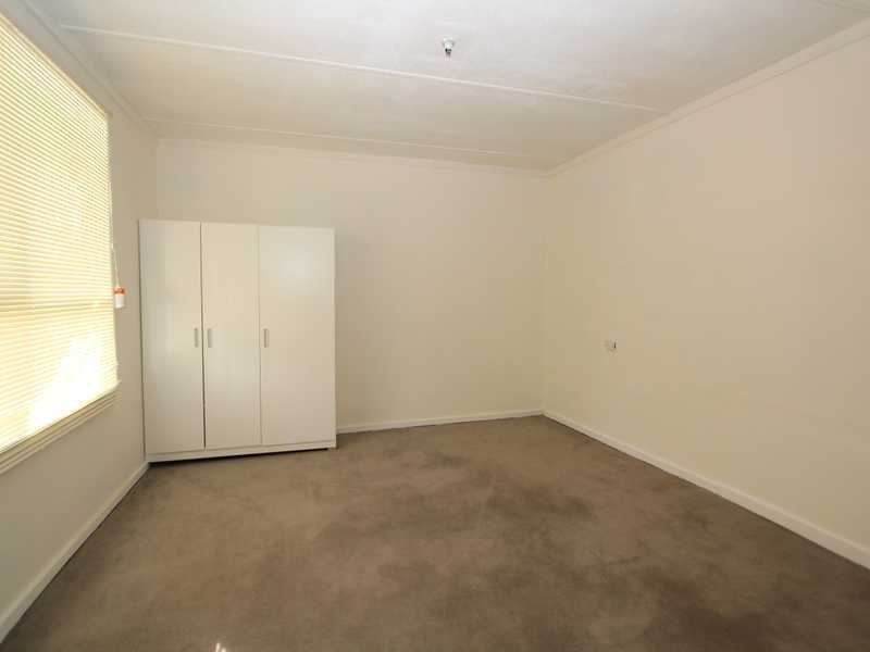 363 Albert Street SEBASTOPOL 4