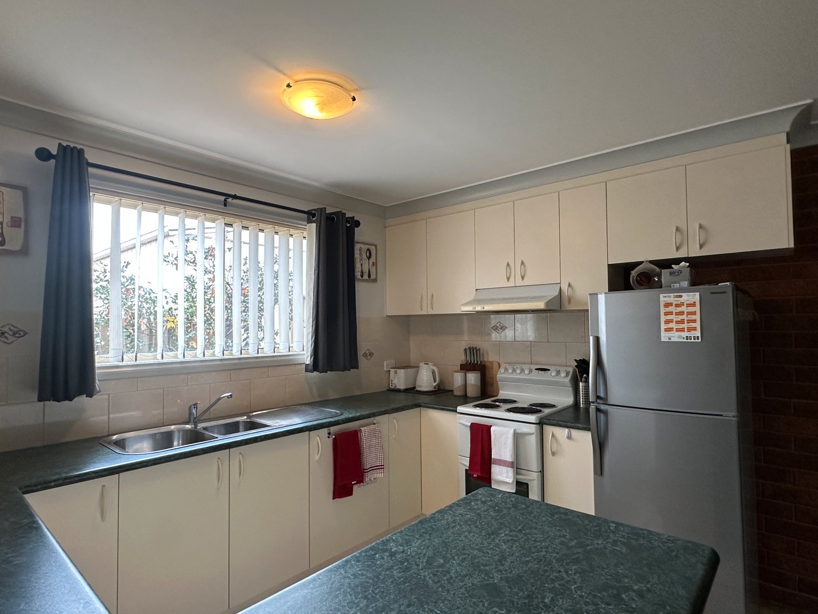3/63 Merivale Street TUMUT 4