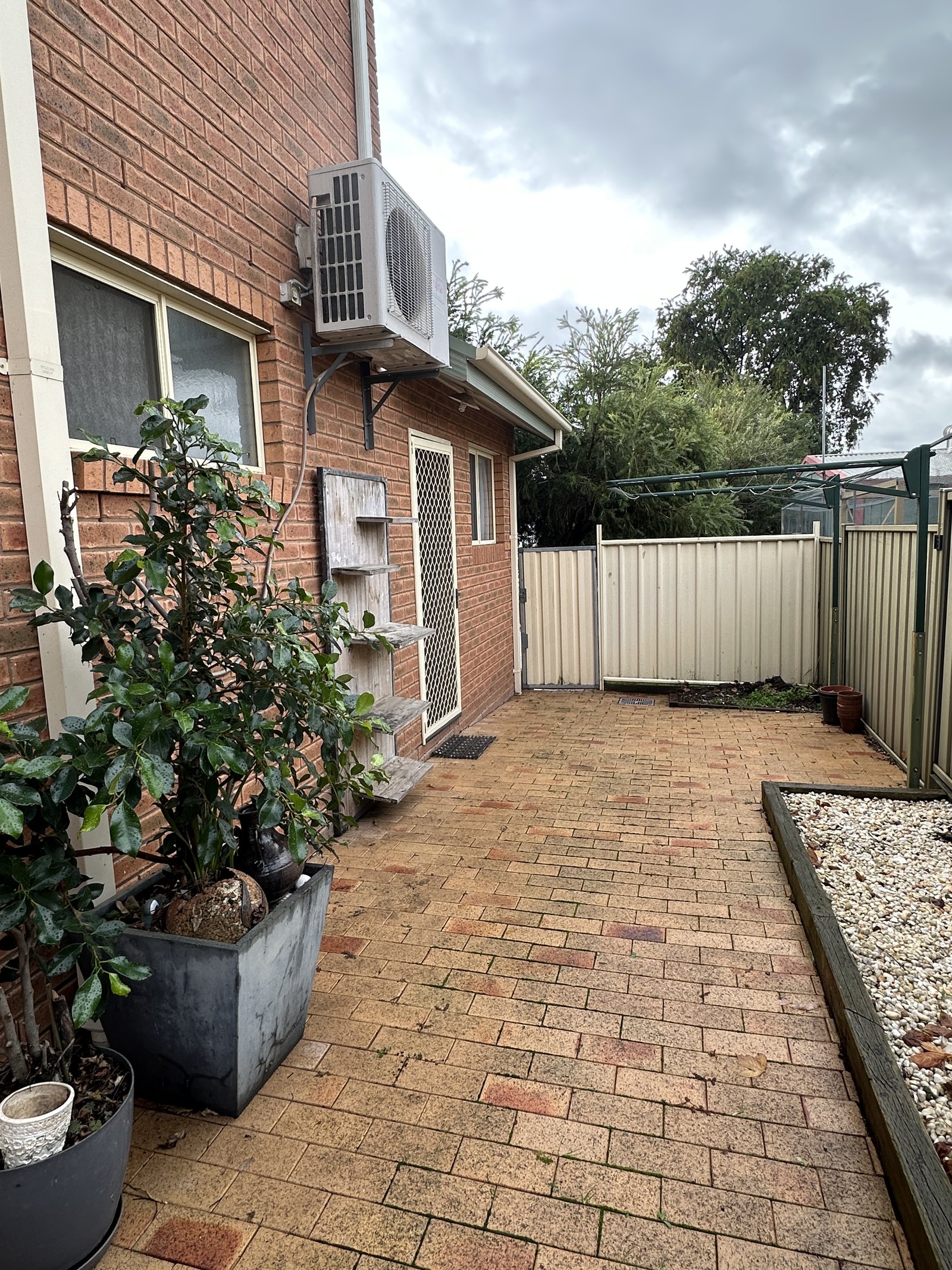 3/63 Merivale Street TUMUT 12