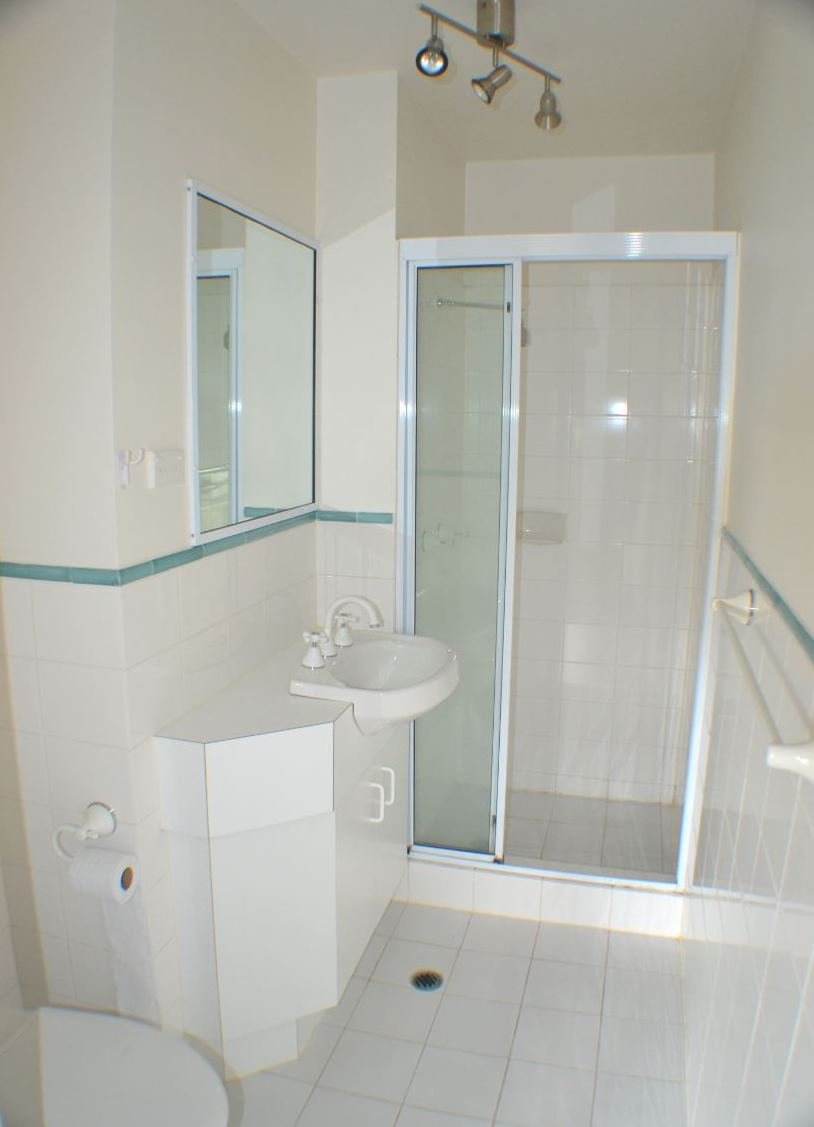 3/63 Montpelier Street CLAYFIELD 7