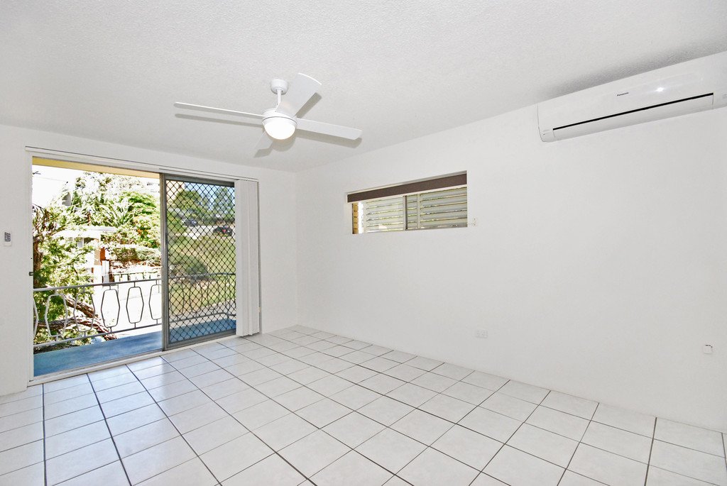 3/63 Stapylton Street COOLANGATTA 3