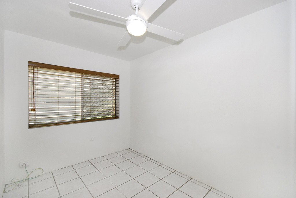 3/63 Stapylton Street COOLANGATTA 5