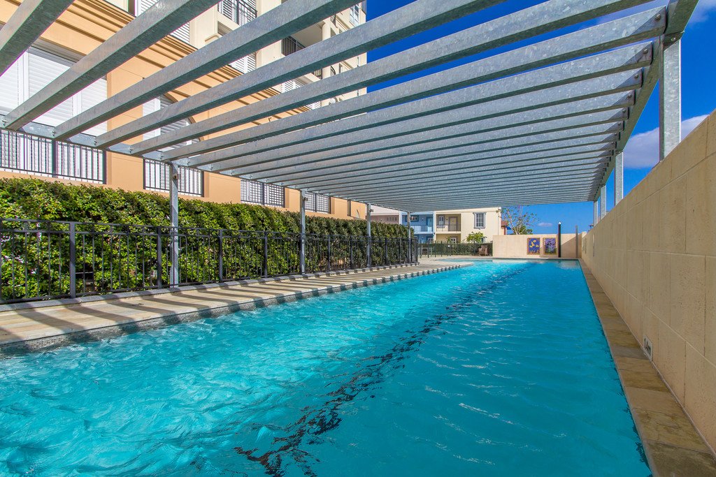 36/3030 The Boulevard CARRARA 15