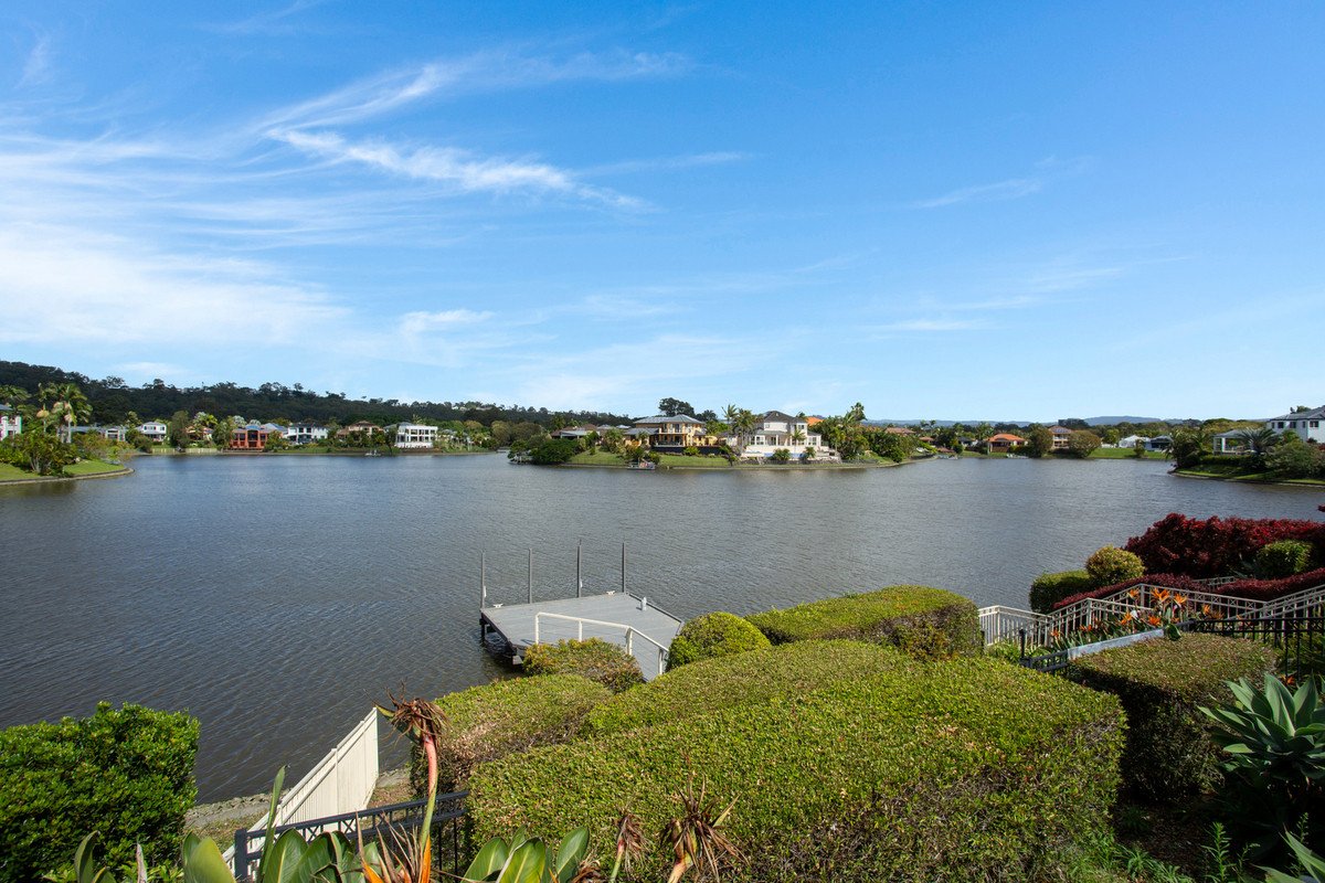 36/36-42 Beachcomber Court Burleigh Waters 18