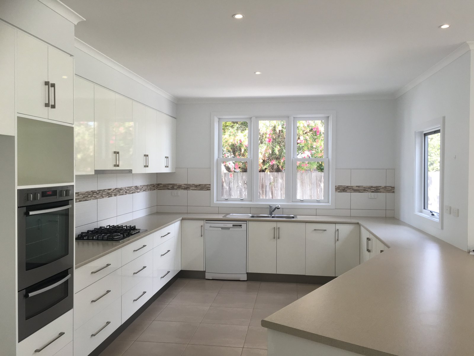 Gallery: 364 Myers Street