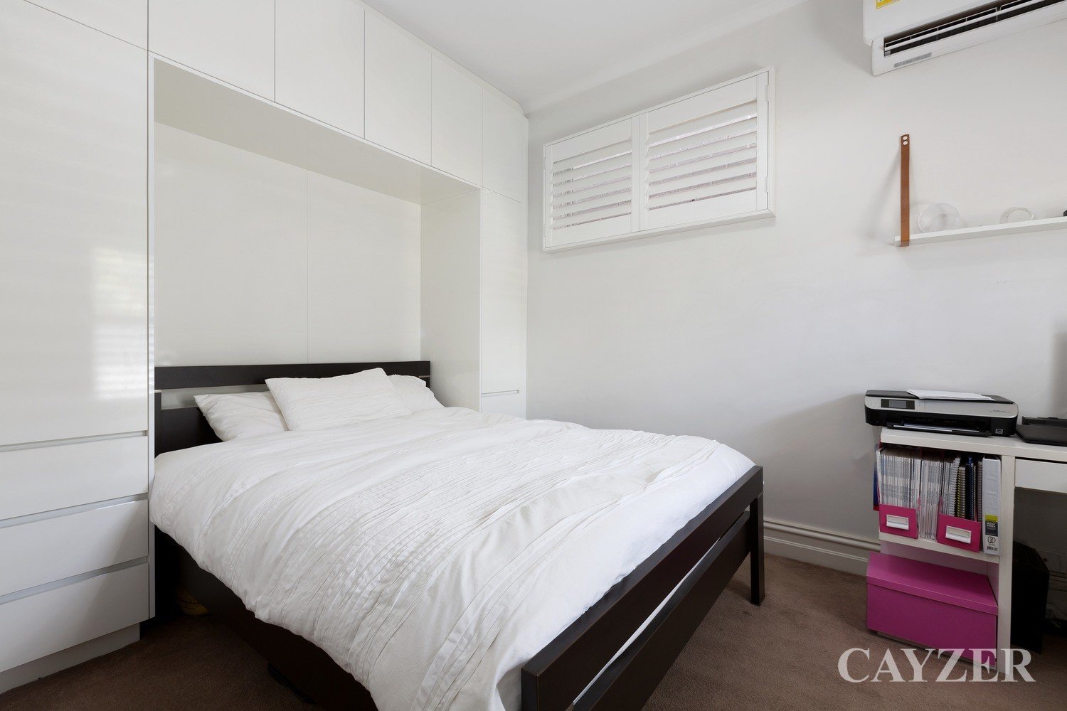Gallery: 364 Ross Street