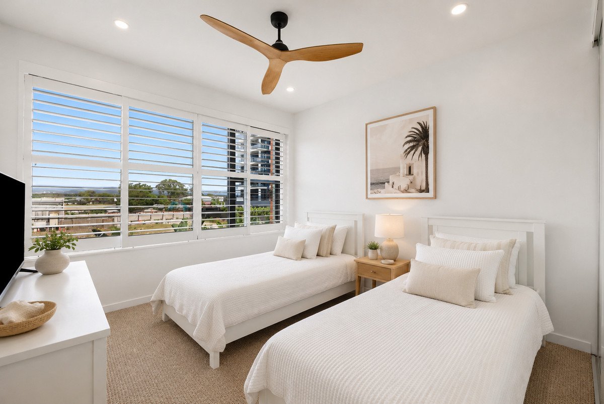 3/64 The Esplanade Burleigh Heads 13