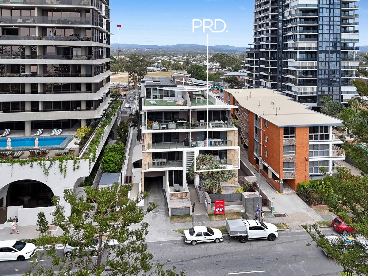 3/64 The Esplanade Burleigh Heads 5