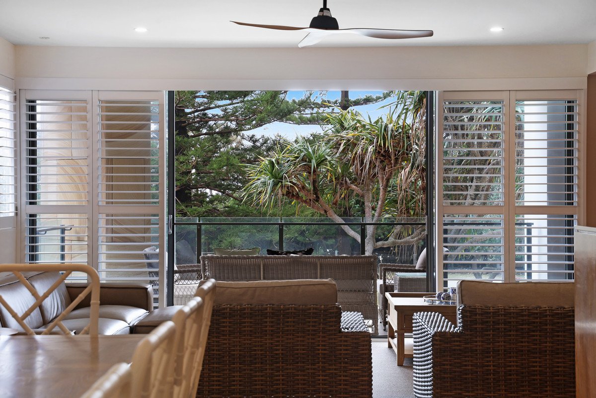3/64 The Esplanade Burleigh Heads 21