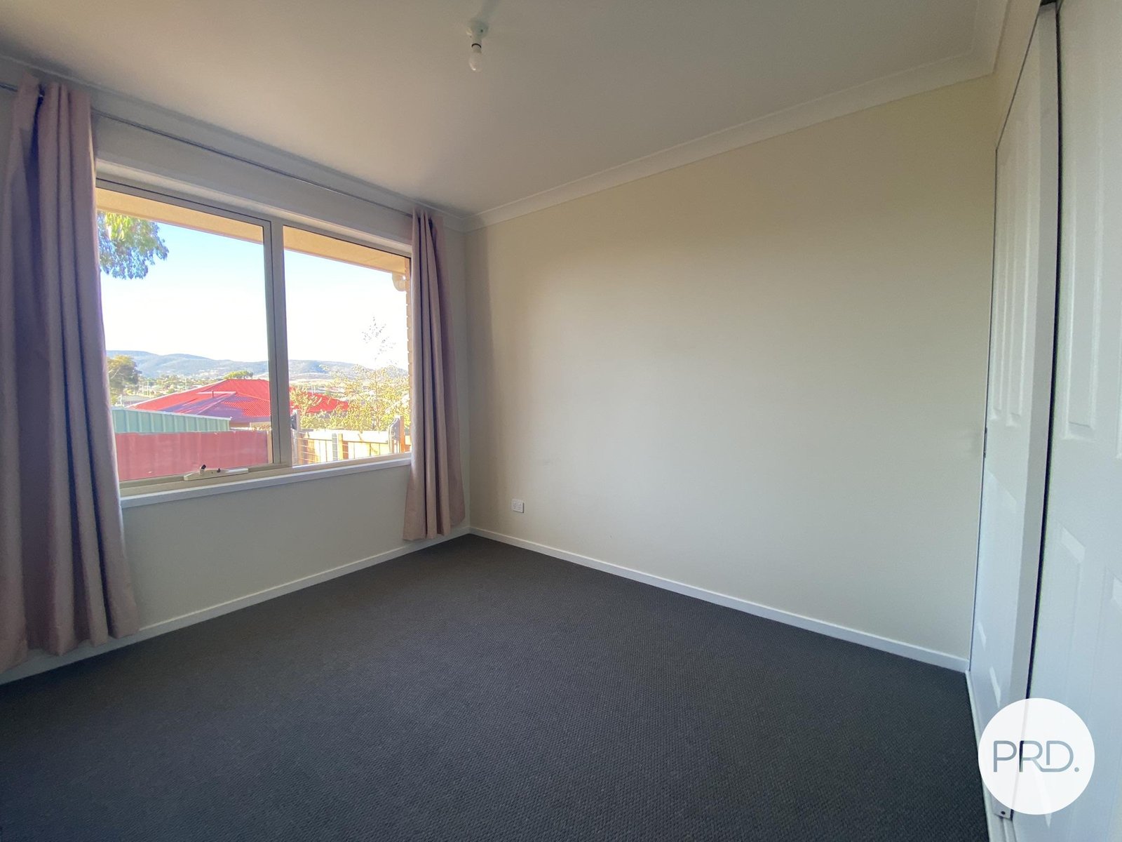3/64a William Street BRIGHTON 7