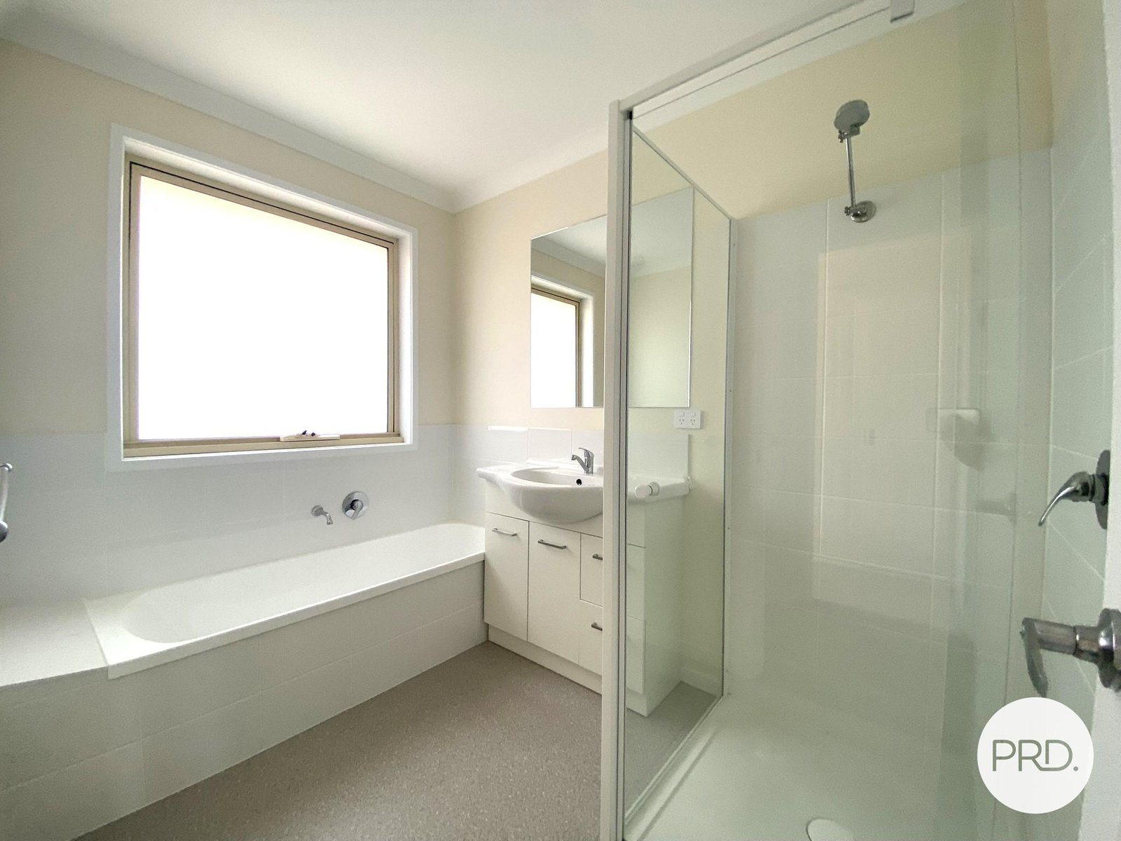 3/64a William Street BRIGHTON 8