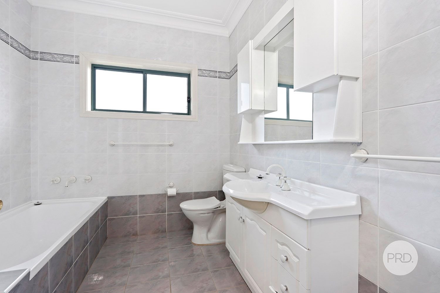 3/65 Letitia Street OATLEY 4