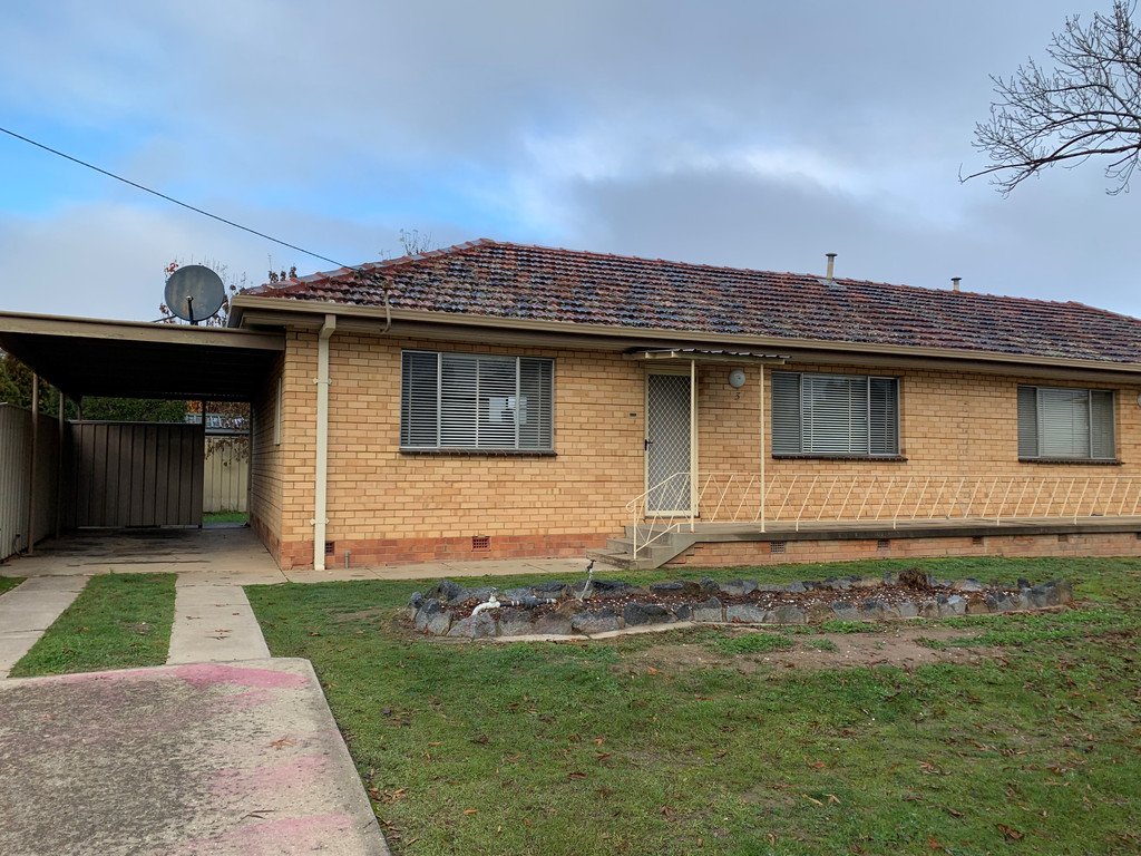 3/654 Short Street EAST ALBURY 1