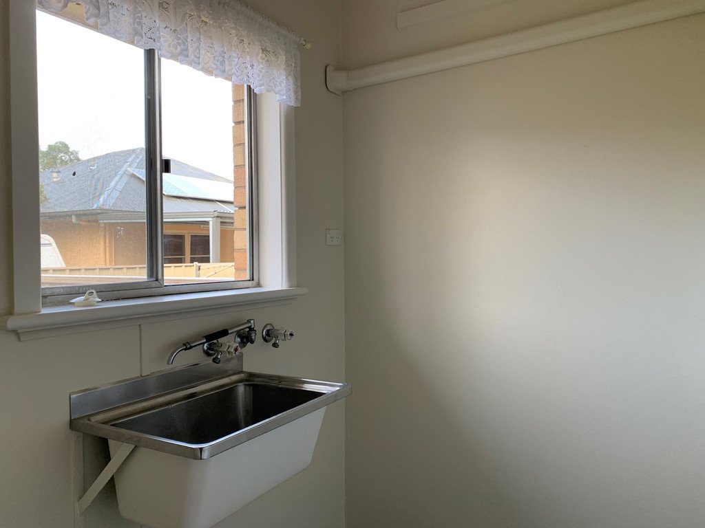 3/654 Short Street EAST ALBURY 9