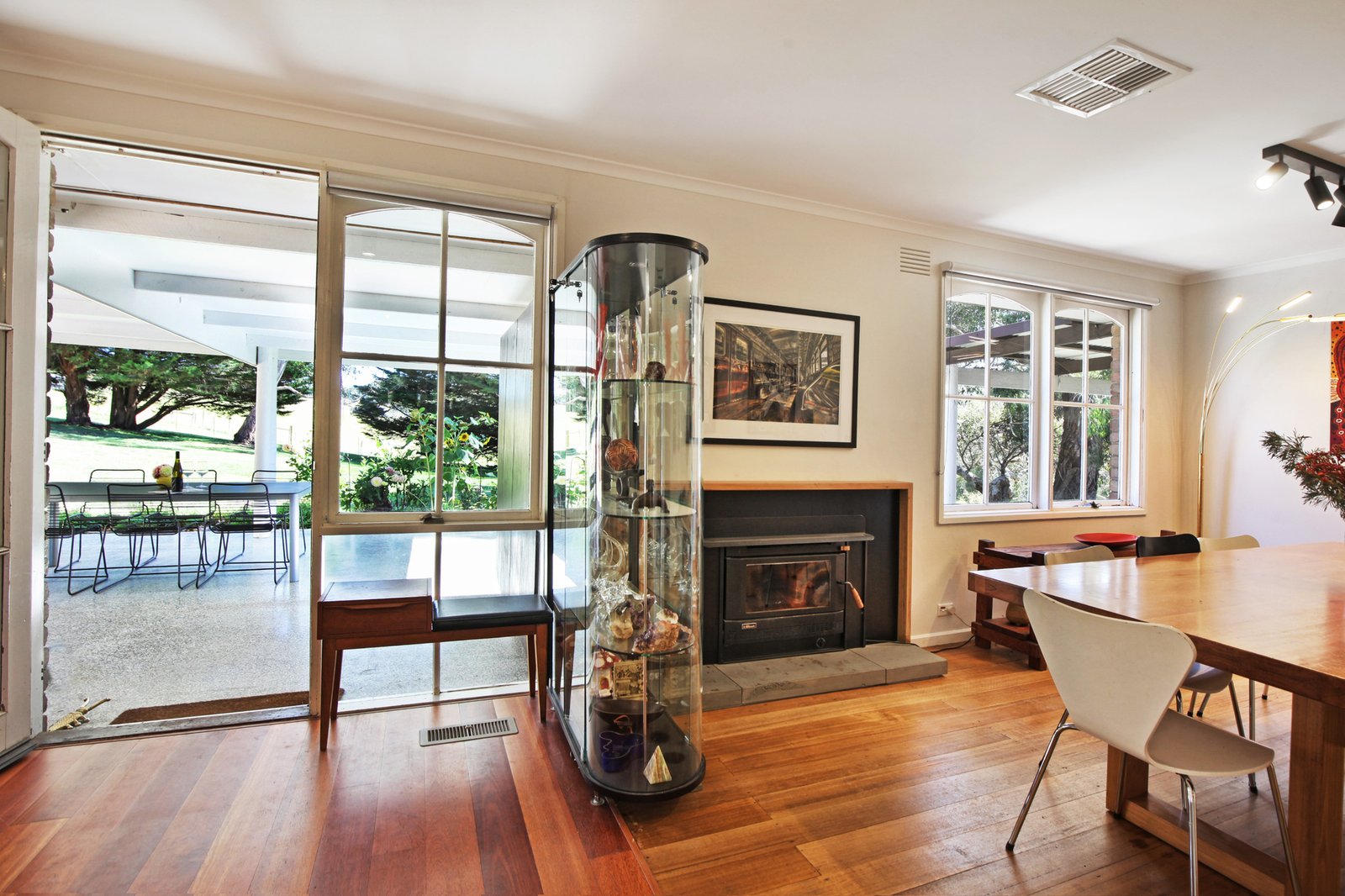 Real Estate and Property in 366 Black Range Road, Romsey, VIC