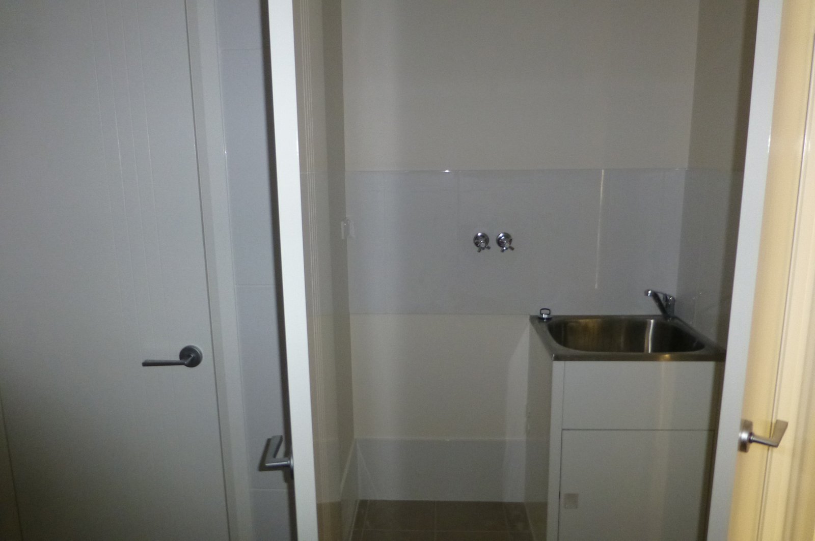 3/66 Bold Street LAURIETON 9