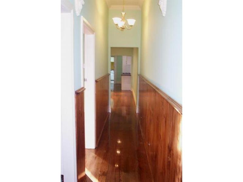 Gallery: 366 Dorcas Street