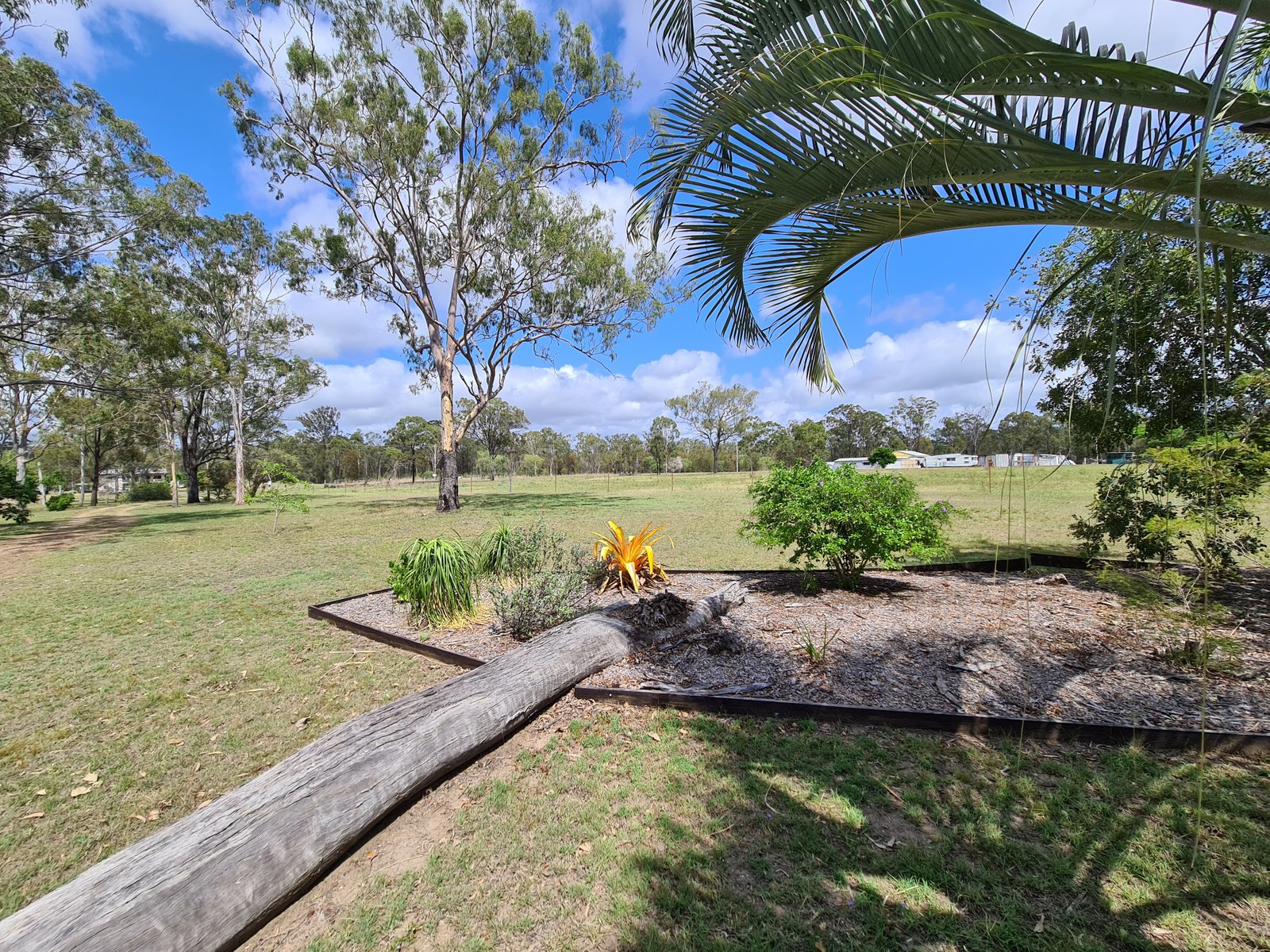 366 Intrepid Drive FORESHORES 18