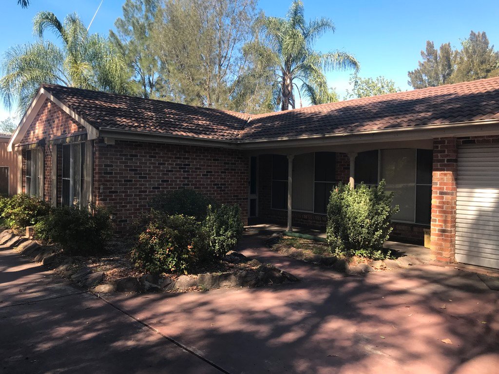 366 Londonderry Road LONDONDERRY 1