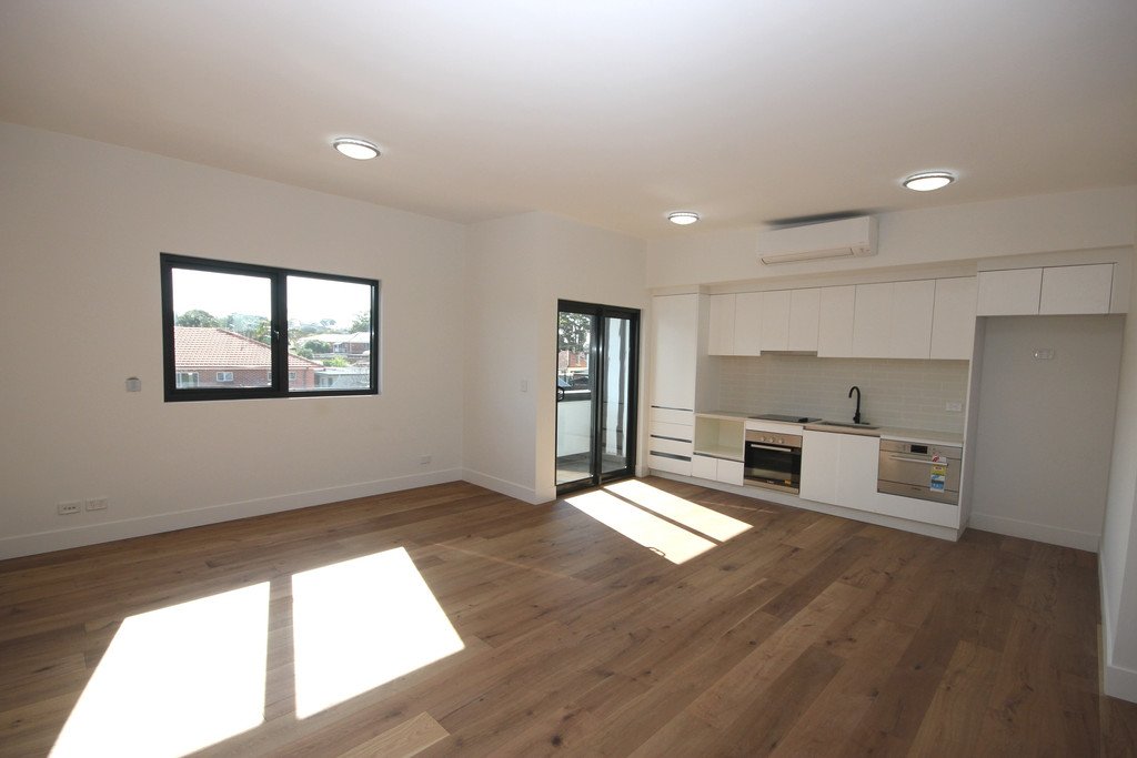 367 Princes Highway CARLTON 1