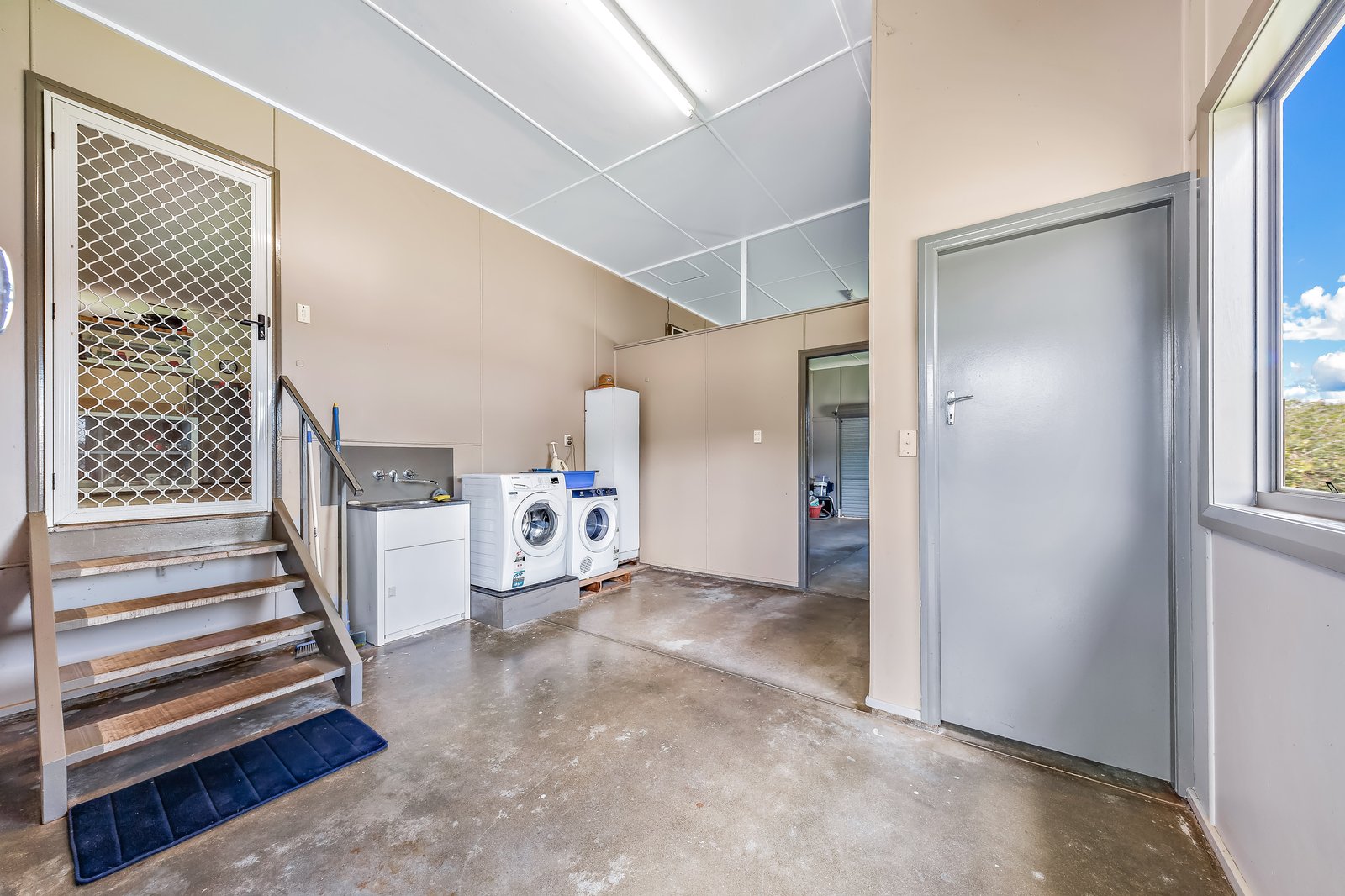 367 Strathdickie Road STRATHDICKIE 9